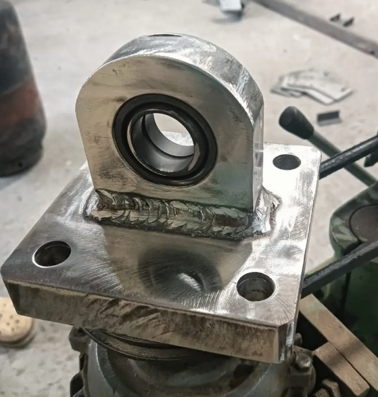 Lifting brackets