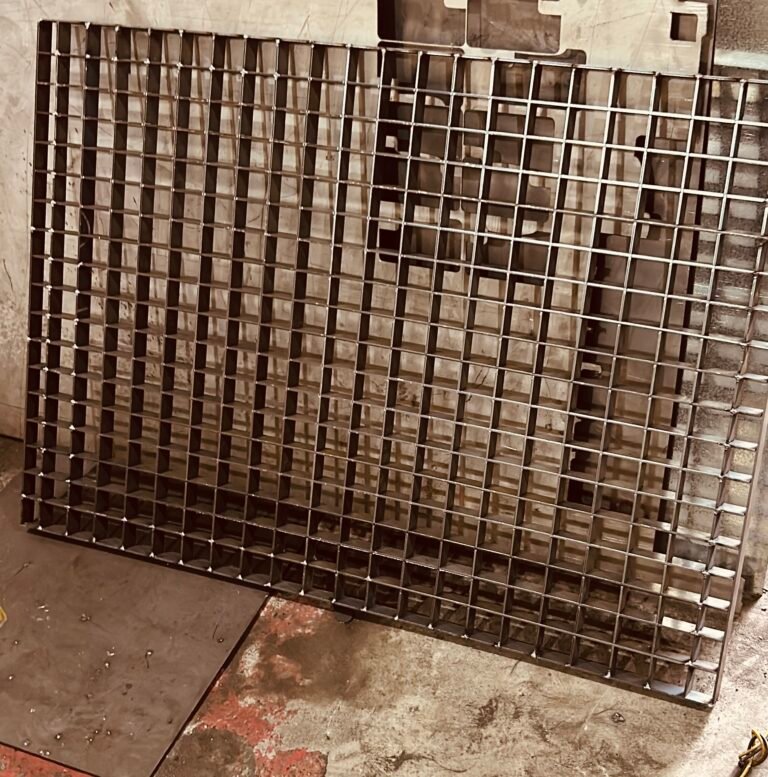 Lower thickness gratings